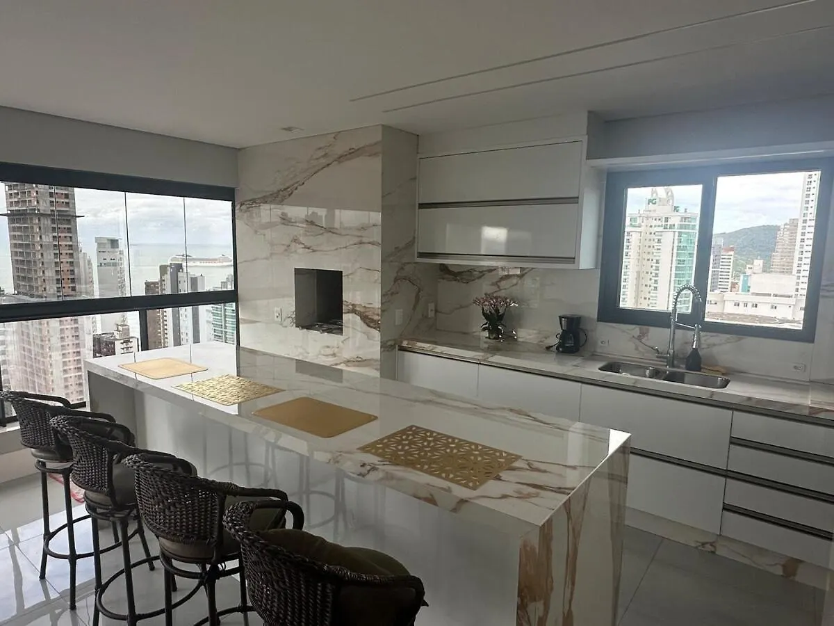 Apto Vista Mar 400M Beach Balneário Camboriú Διαμέρισμα
